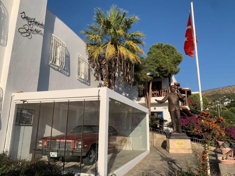 Bodrum Zeki Müren Sanat Müzesi