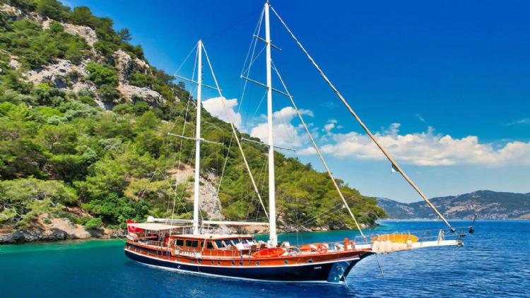What Is a Yacht Agency in Turkey? Roles and Importance in Bodrum & Didim